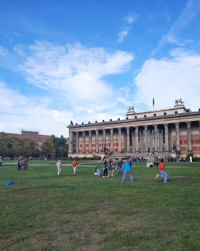  Berlin entdecken – Station für Station

Beim Wandertag ging es diesmal auf eine Berlin-Rallye rund um den...
